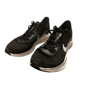 Nike womens downshifter running shoes size 6.5